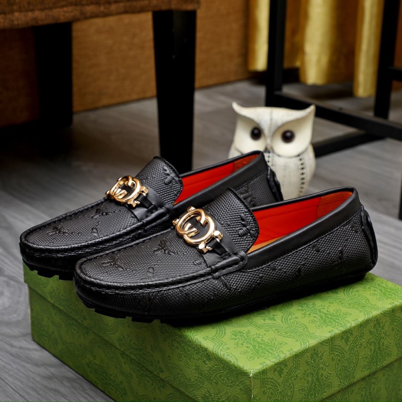 G*u*i leather shoes